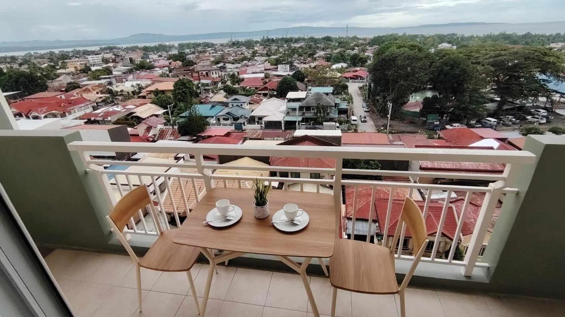 Aparthotel Verdon Deluxe And Suites 2 Bedrooms Condotel Davao City