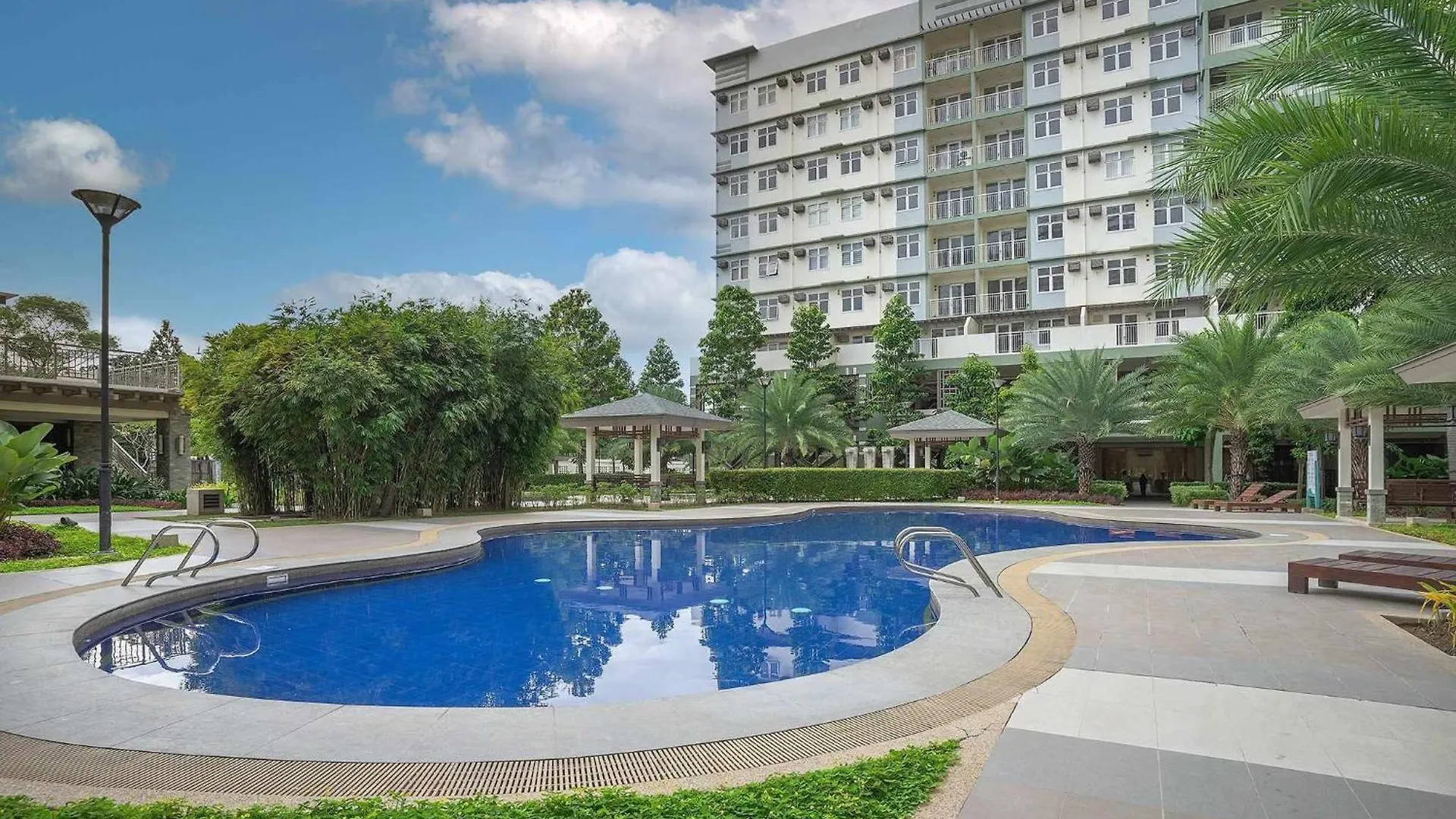 Verdon Deluxe And Suites 2 Bedrooms Condotel Davao City 0*,
