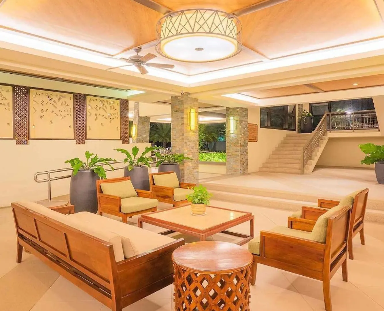 Aparthotel Verdon Deluxe And Suites 2 Bedrooms Condotel Davao City